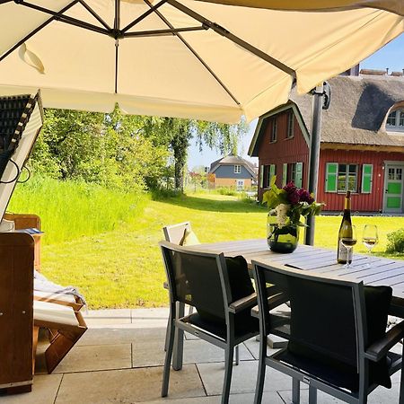 Ferienhaus Strandleben 09 Feriendorf Klein Stresow Ruegen By Ruyastay พุทบัส ภายนอก รูปภาพ